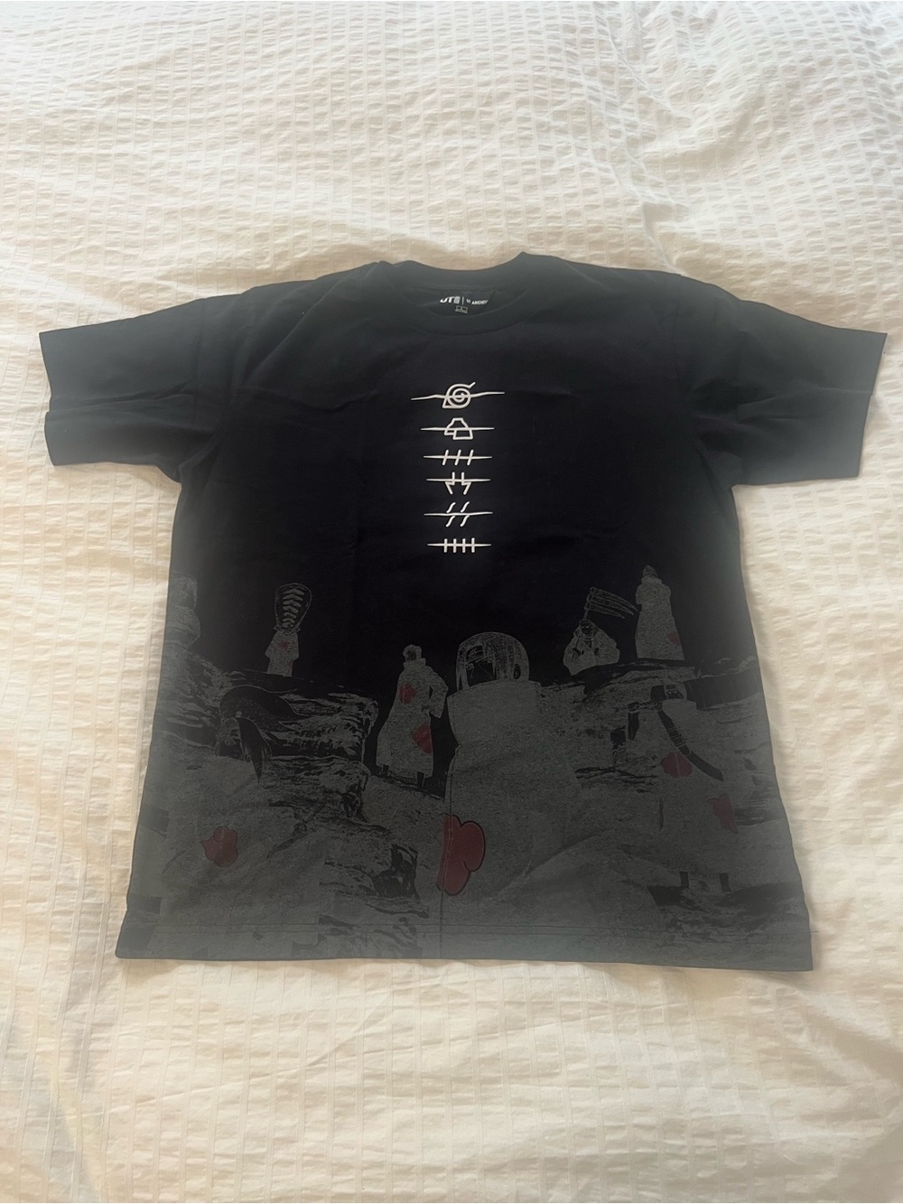 Men’s Uniqlo x Shonen Jump Naruto Shippuden Akatsuki Graphic T-Shirt